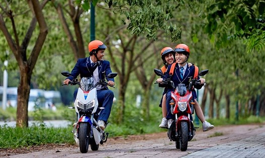 Giới trẻ bắt đầu chuộng cách sống xanh với phương tiện cá nhân là xe điện.