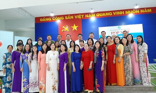 Các đại biểu tham dự buổi họp mặt. Ảnh LĐLĐ Tây Ninh cung cấp