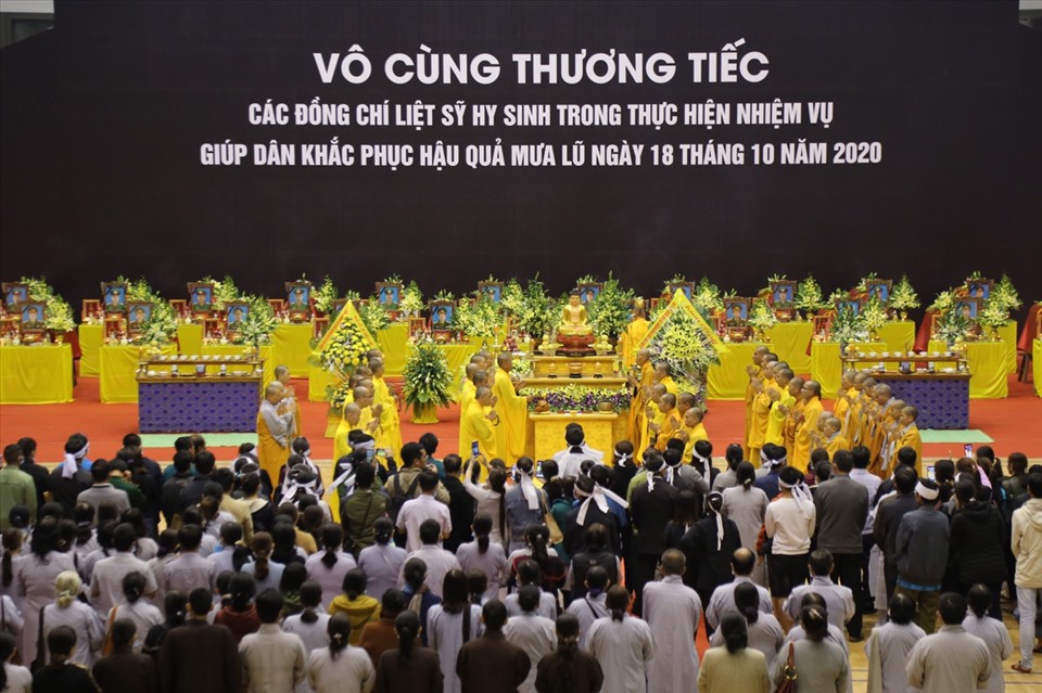 Hình Hình ảnh Trang Trí Án Thư  Phật Đám Tang  Doanh Nghiệp Đức Thịnh