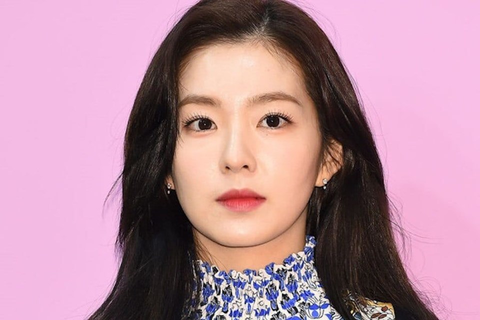 Irene (Red Velvet) viết thư xin lỗi sau những lời nói khiếm nhã dành cho biên tập viên thời trang. Ảnh chụp màn hình. Irene (Red Velvet) viết thư xin lỗi sau những lời nói khiếm nhã dành cho biên tập viên thời trang. Ảnh chụp màn hình.