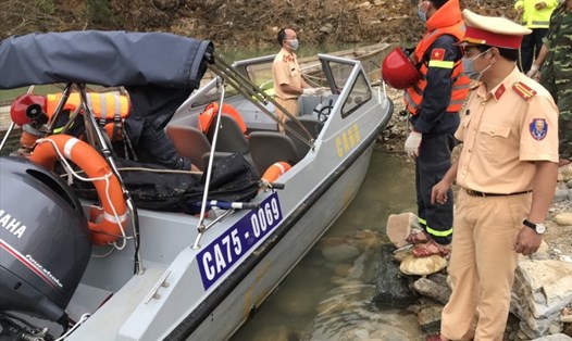 Lực lượng cứu hộ đã tìm thấy thi thể thứ 4 ở khu vực thủy điện Rào Trăng 3. Ảnh: TH.