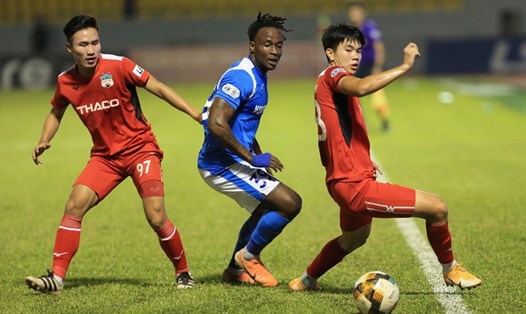 Hoàng Anh Gia Lai dùng đội hình vắng nhiều cầu thủ quan trọng đấu Than Quảng Ninh tại vòng 3, giai đoạn 2 V.League 2020. Ảnh: VPF