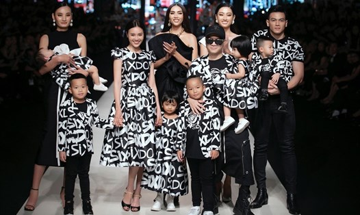 Lê Thúy, Lan Ngọc, Võ Hoàng Yến, Lương Thùy Linh, Lê Xuân Tiền cùng nhà thiết kế và bảy con nuôi. Ảnh: BTC.