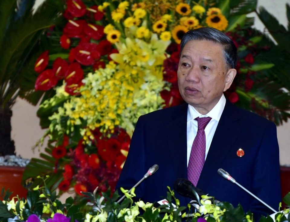 Đại tướng Tô Lâm, Bộ trưởng Bộ Công an phát biểu tại Đại hội Đại biểu Đảng bộ tỉnh Cà Mau (ảnh Đại hội cung cấp)