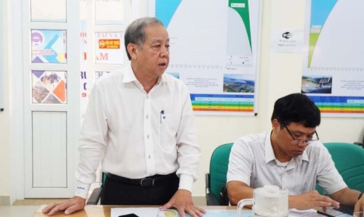 Ông Phan Ngọc Thọ - Chủ tịch UBND tỉnh Thừa Thiên - Huế chỉ đạo khẩn trương đối phó bão số 9. Ảnh: thuathienhue.gov.vn