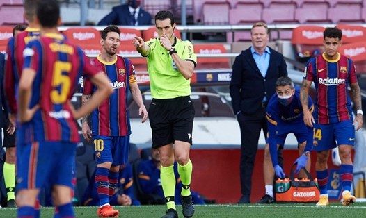 Một khởi đầu tốt là chưa đủ để vực dậy Barca đang có quá nhiều vấn đề. Ảnh: Getty Images