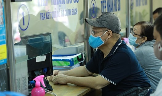 Đến năm 2025, 45% lực lượng lao động trong độ tuổi tham gia bảo hiểm xã hội. Ảnh Hải Nguyễn.