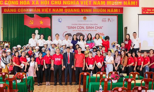 Nhiều tình nguyện viên là nhân viên và tư vấn viên của Generali Việt Nam đã nhiệt tình tham gia hỗ trợ cho các chương trình “Sinh Con, Sinh Cha” tại địa phương.