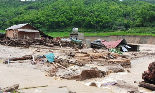 Trận mưa lũ năm 2019 đã gây tại hoạ cho người dân bản Sa Ná, Quan Sơn, Thanh Hoá. Ảnh: Quách Du