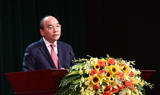 Thủ tướng Nguyễn Xuân Phúc phát biểu tại Đại hội Thi đua yêu nước thành phố Hà Nội. Ảnh: Phạm Đông