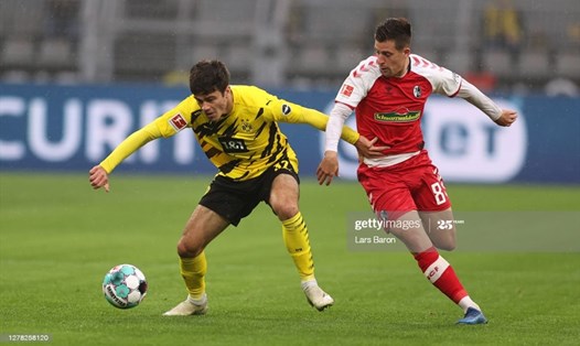 Giovanni Reyna thăng tiến thần tốc trong màu áo Dortmund. Ảnh Getty