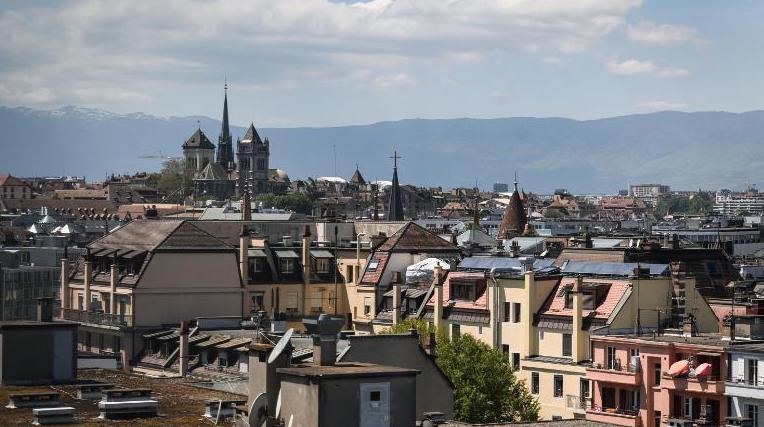 Geneva vừa thông qua mức lương tối thiểu cao nhất thế giới. Ảnh: AFP