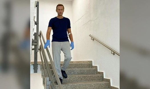Thủ lĩnh đối lập Nga hồi phục ở bệnh viện Charite, Berlin. Ảnh: Instagram Navalny