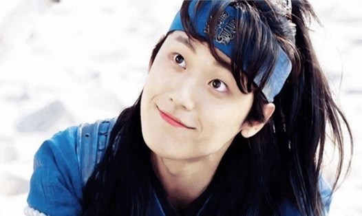 “Hoàng tử vai phụ” Lee Do Hyun là ngôi sao trẻ đang được chú ý của màn ảnh Hàn. Ảnh chụp màn hình.