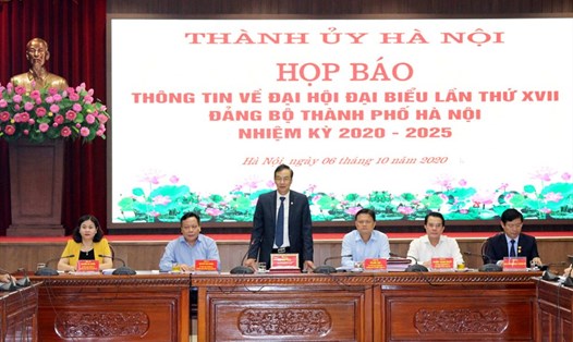 Thành ủy Hà Nội tổ chức họp báo chiều 6.10 thông tin về Đại hội đại biểu lần thứ XVII Đảng bộ Thành phố. Ảnh P.Đông