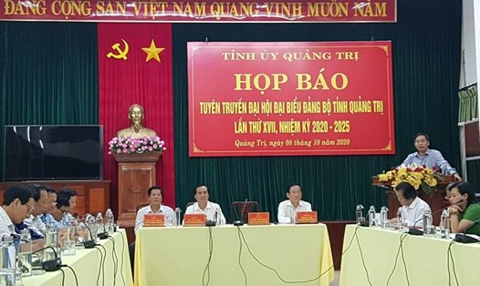 Buổi họp báo tuyên truyền về Đại hội Đảng bộ tỉnh Quảng Trị. Ảnh: HT.