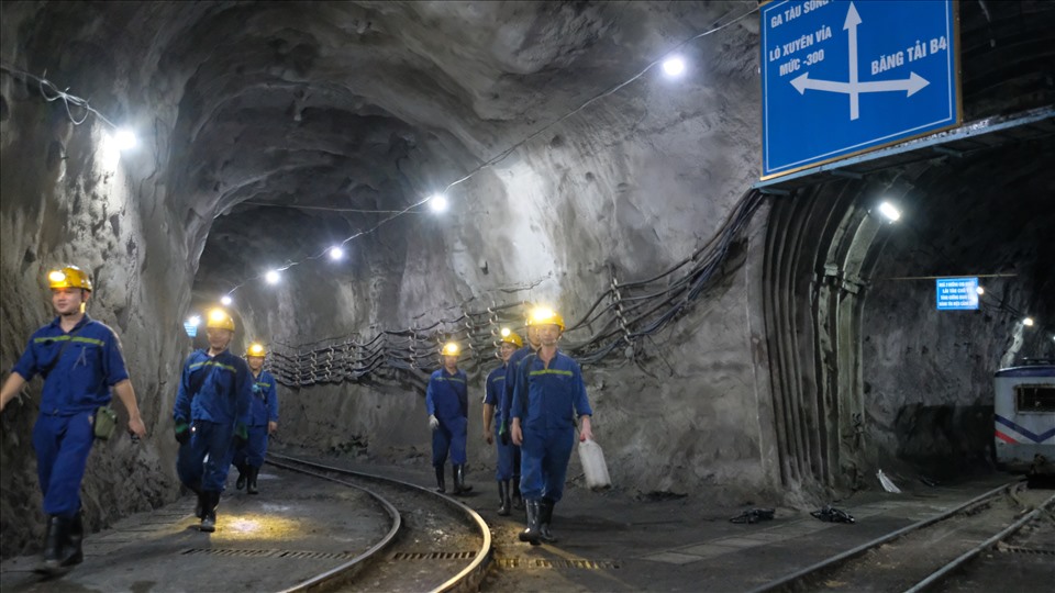 Thợ mỏ Hà Lầm, Thuộc Tập đoàn Công nghiệp than - khoáng sản Việt Nam (TKV) tại Quảng Ninh. Ảnh: T.N.D