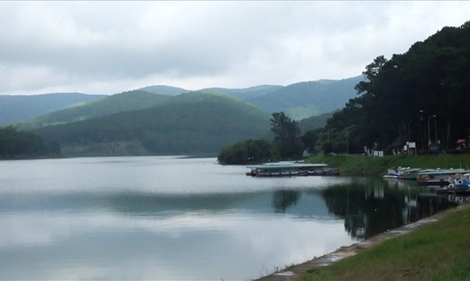 Một góc Khu du lịch quốc gia hồ Tuyền Lâm, Lâm Đồng. Ảnh: Nhiệt Băng
