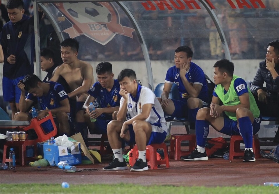 Quảng Nam xuống hạng: Tất cả l&agrave; do "&ocirc;ng trời"