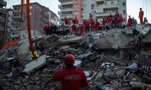 Tính đến 1.11, số người thiệt mạng do động đất ở Thổ Nhĩ Kỳ và Hy Lạp đã lên tới 46 người. Ảnh: AFP