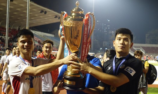 Đội hình Viettel vô địch V.League 2020 có nhiều cầu thủ trưởng thành từ lò đào tạo trẻ của đội. Ảnh: Nguyễn Đăng.