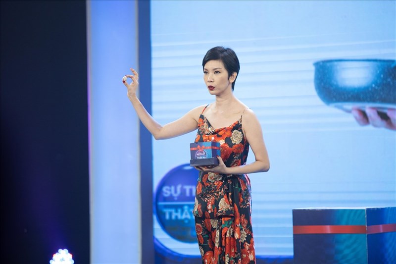 Xuân Lan “tố” Trấn Thành sưu tập nhiều nước hoa nhưng ki bo