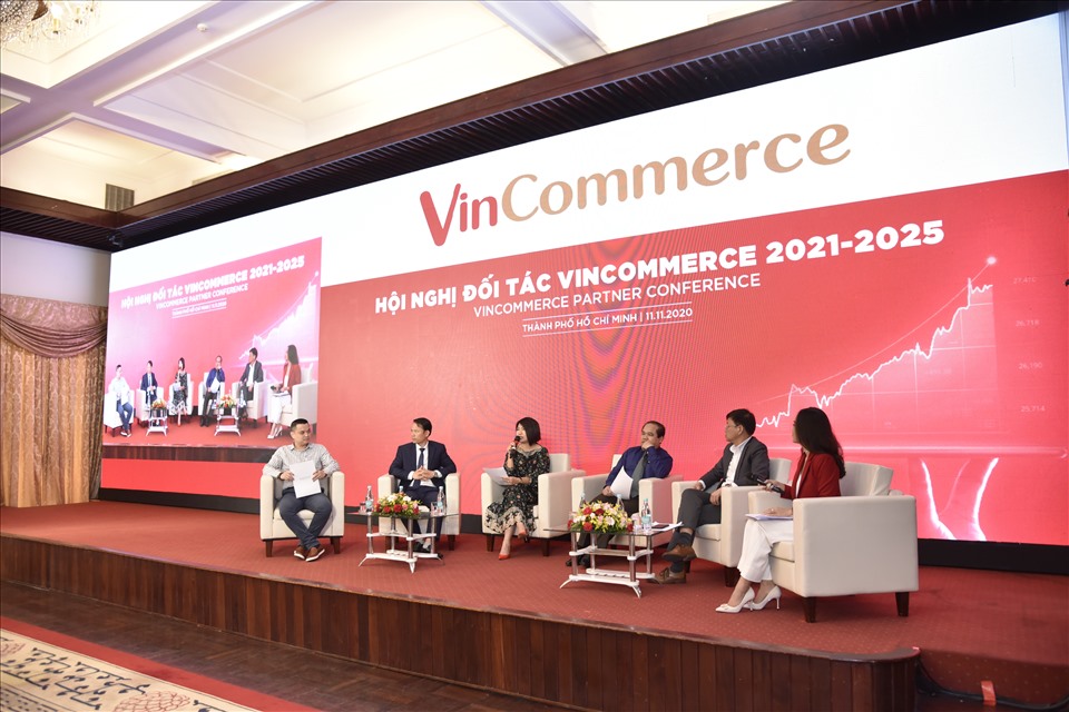 Ban lãnh đạo VinCommerce tọa đàm cùng Nhà cung cấp.