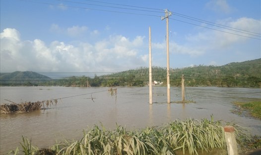 Ngập lụt sau bão số 2 tại xã An Định, huyện Tuy An, Phú Yên. Ảnh: Nhiệt Băng