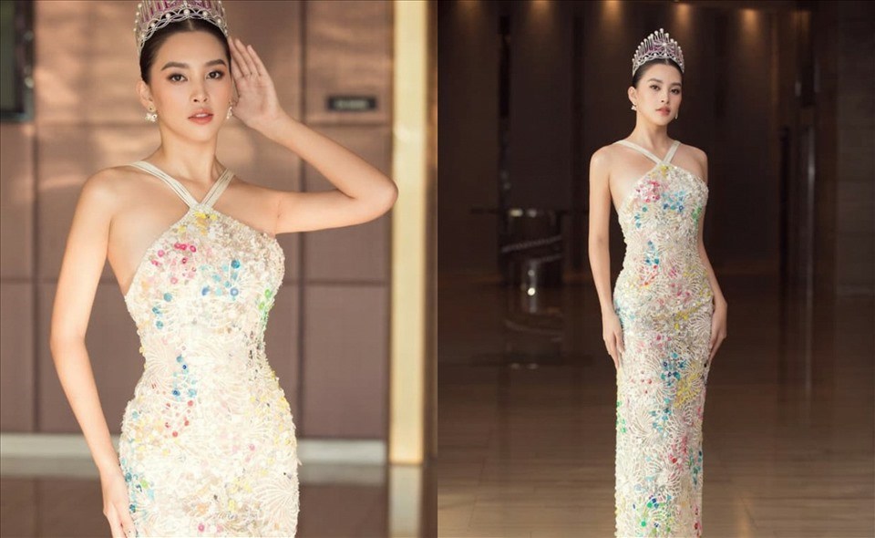Tiểu Vy thu hút tại họp báo Hoa hậu Việt Nam 2020. Ảnh: SV Tiểu Vy thu hút tại họp báo Hoa hậu Việt Nam 2020. Ảnh: SV