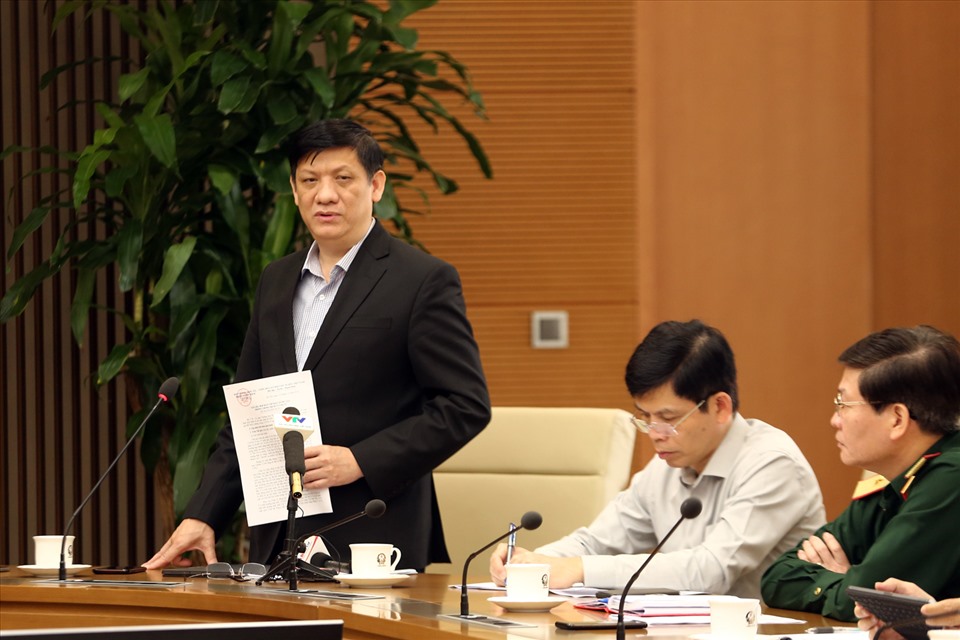 Bộ trưởng Bộ Y tế Nguyễn Thanh Long cho biết tình hình dịch bệnh trên thế giới rất căng thẳng. Ảnh: VGP/Đình Nam