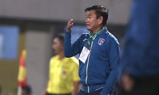 Huấn luyện viên Phan Thanh Hùng sẽ phù hợp lối chơi HAGL. Ảnh: Hải Đăng