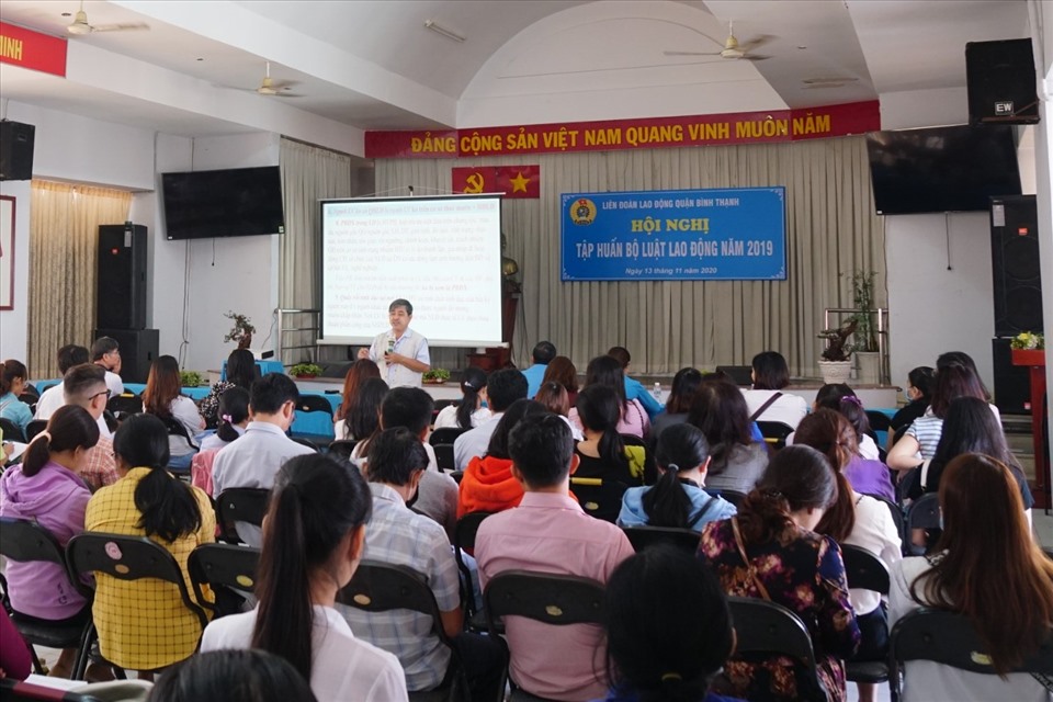 Đông đảo cán bộ, đoàn viên công đoàn tham gia lớp tập huấn. Ảnh Ngọc Thiện