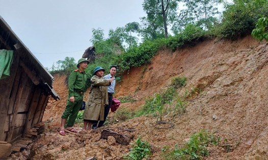 Hàng trăm hộ dân ở các xã biên giới Nghệ An được di dời do lo ngại tình trạng sạt lở đất. Ảnh: Phan Ngọc