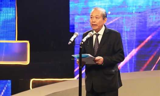 Phó Thủ tướng Thường trực Chính Phủ, Chủ tịch Ủy ban An toàn Giao thông Quốc gia Trương Hòa Bình phát biểu tại buổi lễ. Ảnh ĐT