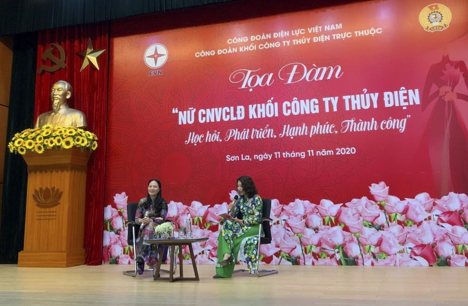 Các đại biểu tham gia thảo luận tại toạ đàm. Ảnh: Thu Thuỷ