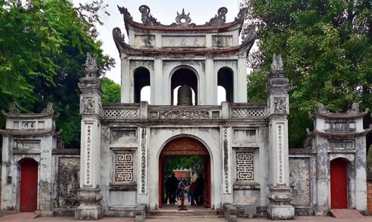 Văn Miếu - Quốc Tử Giám là di tích lịch sử nổi tiếng của thủ đô Hà Nội. Ảnh: LĐ