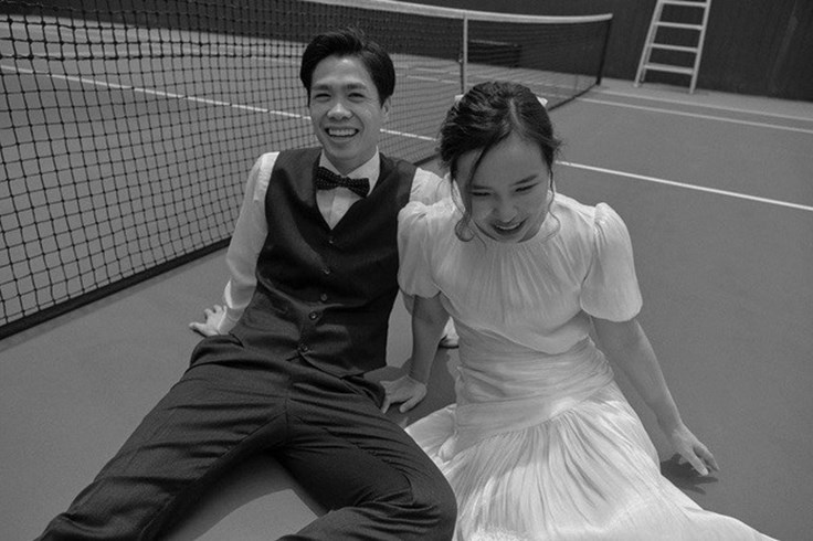 Ảnh cưới của Công Phượng chụp ở sân tennis
