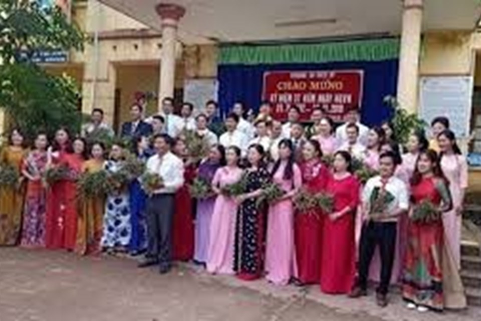Lời chúc 20.11 ý nghĩa nhất dành cho thầy cô giáo Lời chúc 20.11 ý nghĩa nhất dành cho thầy cô giáo