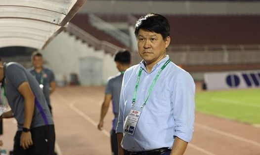 Huấn luyện viên Vũ Tiến Thành. Ảnh: SGFC