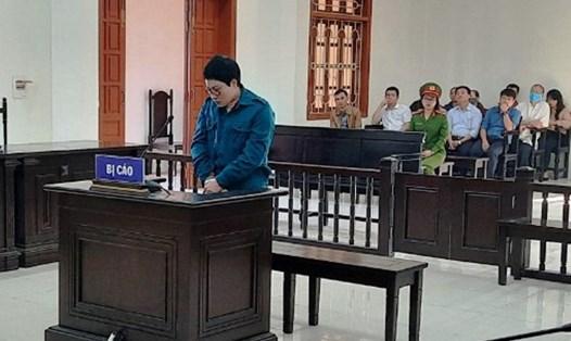 Bị cáo Nguyễn Thị Thu Hằng bị tuyên phạt mức án chung thân về tội lừa đảo, chiếm đoạt tài sản. Ảnh: NT