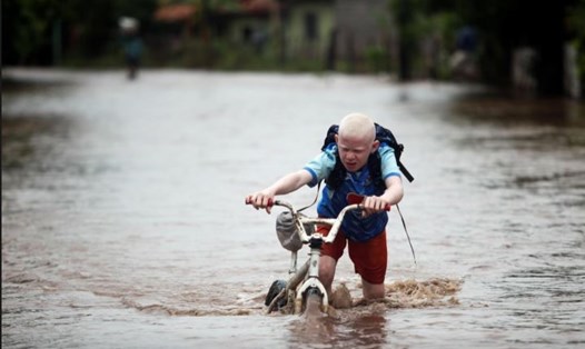 Bão Iota gây hậu quả lũ lụt kinh hoàng ở Trung Mỹ. Ảnh: Reuters