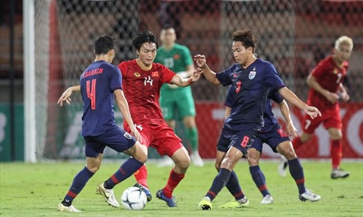 Tuấn Anh trở lại mạnh mẽ, trở thành trụ cột của tuyển Việt Nam tại vòng loại World Cup 2022. Ảnh: Siam Sport.