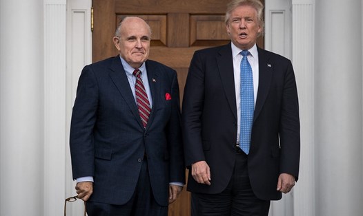Tổng thống Donald Trump và luật sư Rudy Giuliani. Ảnh: Getty Images