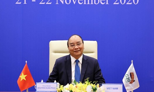 Thủ tướng Nguyễn Xuân Phúc dự Hội nghị thượng đỉnh trực tuyến G20 ngày 21.11.2020. Ảnh: TTXVN