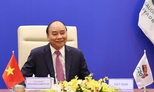 Thủ tướng Nguyễn Xuân Phúc dự Hội nghị thượng đỉnh G20 trực tuyến ngày 22.11.2020. Ảnh: BNG
