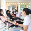 Đông đảo Sinh viên Trường ĐH Kinh tế - ĐH Đà Nẵng tham gia hiến máu tình nguyện