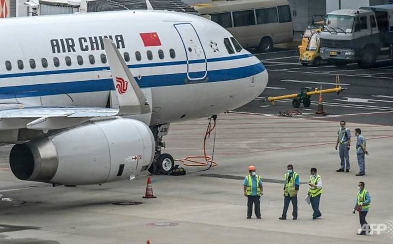 Thượng Hải hủy hàng trăm chuyến bay để giải quyết ổ dịch COVID-19