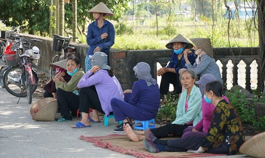 Hà Nội triển khai khám bệnh miễn phí cho người dân khu vực bãi rác Nam Sơn. Ảnh: Phạm Đông