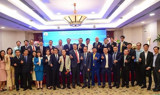 Các đại biểu tham dự Hội nghị kiều bào đóng góp ý kiến về chuyển đổi số và khắc phục tác động của đại dịch COVID-19 để phát triển kinh tế Việt Nam, ngày 30.10.2020 tại TPHCM. Ảnh: H.T