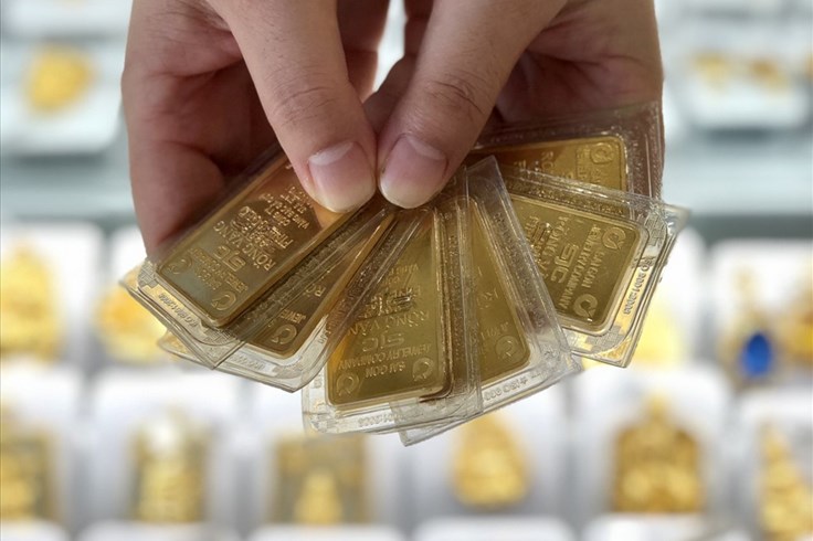 Giá vàng 25.11: Tiếp tục giảm sốc, vàng đang bị bán tháo số lượng lớn